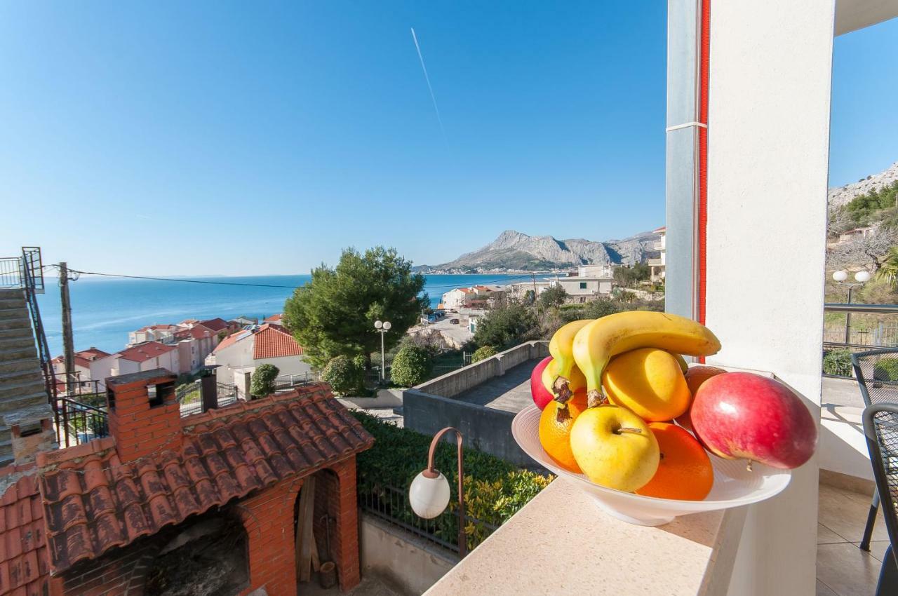 Apartment Ines Omiš Exteriör bild